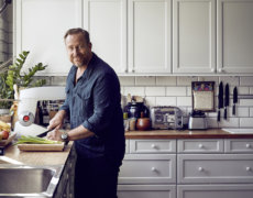 Madlavning er meditation for Adam Price