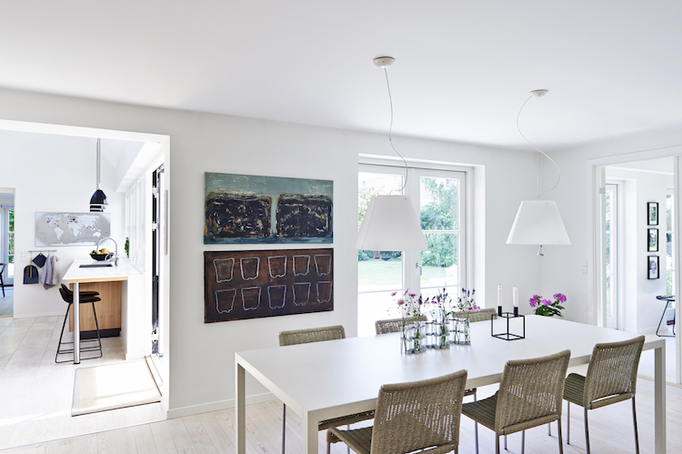 Spisestuen får masser af lys