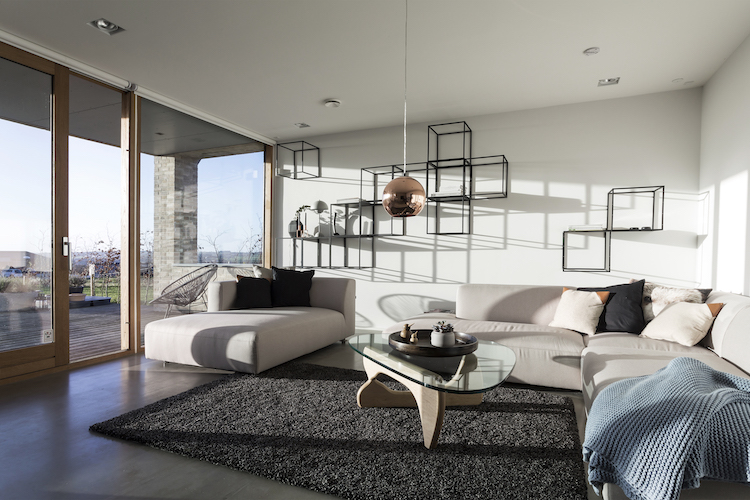 Flot lysindfald i stuen