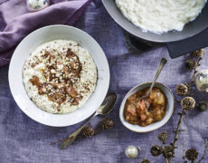 Risengrød med rabarber