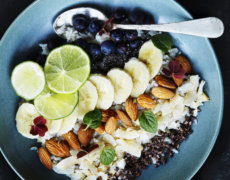 Sød bowl med kokosris