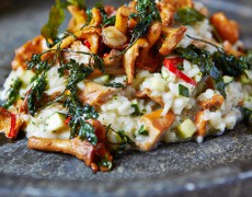 Risotto med kantarel, sprød squash og fennikelblomst