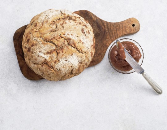 Brød med valnødder og øl